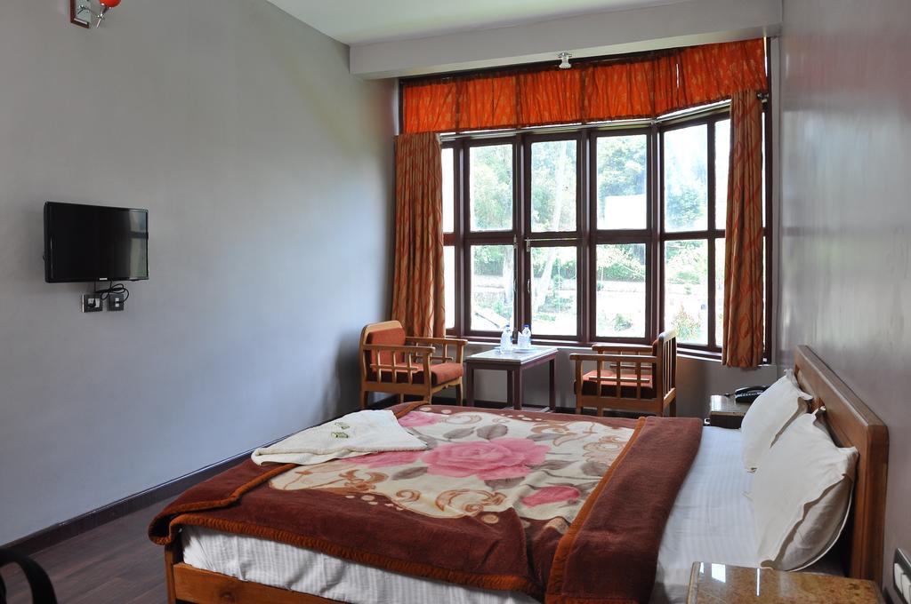 Grand Paradise Inn Kodaikanal Szoba fotó